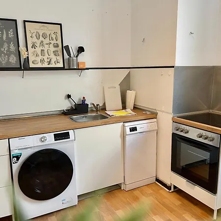 Modern - Parking - Smart-tv - Kitchen - For Workers